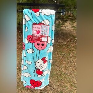 Hello Kitty Turquoise Cloud & Pink Balloon Plush Throw
